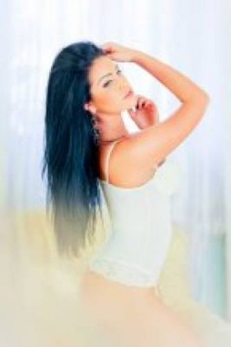 Тамила индивидуалка СПб у метро Московская молодые индивидуалки