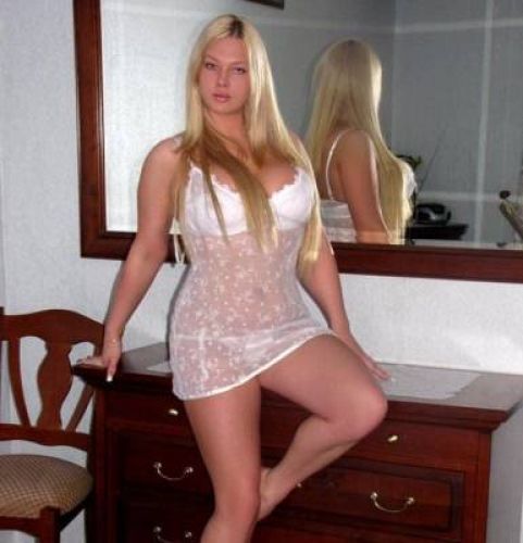 Алина индивидуалка Питера у метро Новочеркасская 